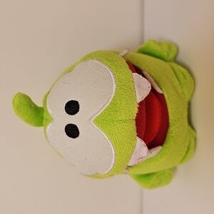 Cut the Rope green and white monster children's plush toy